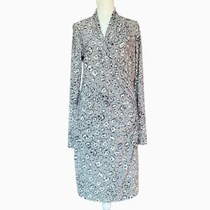 Norma Kamali Long Sleeve Wrap Style Grey Leopard Dress‎ Sz M